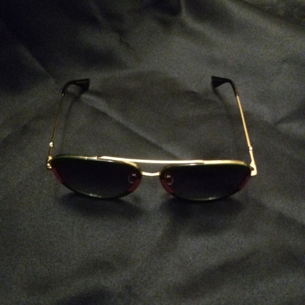 Gucci GG0062S Aviator Sunglasses In Green And Red - Picture 8 of 9